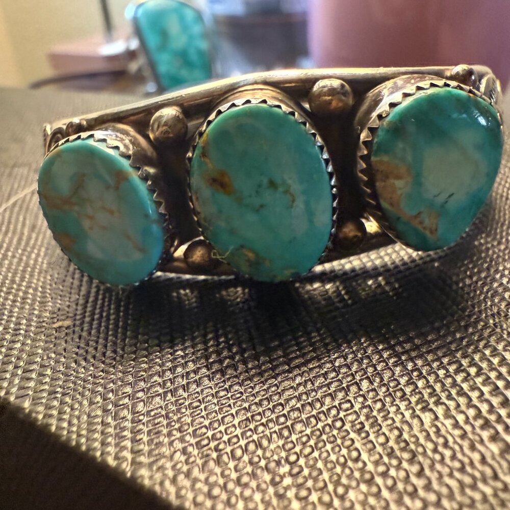 Native American Three Stone Turquoise Silver Cuff Sterling Bracelet
